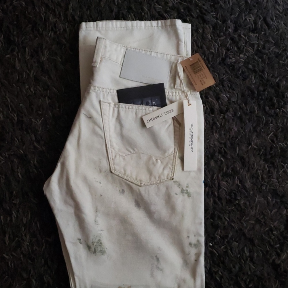 Pants - Picture 4 of 4